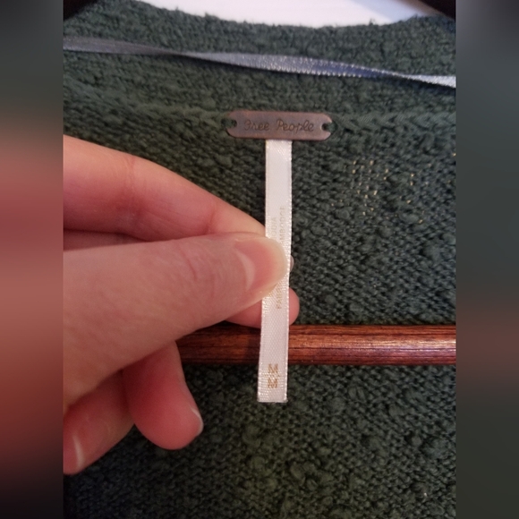 Free People Found My Friend Cardi Size M Green - Picture 5 of 10